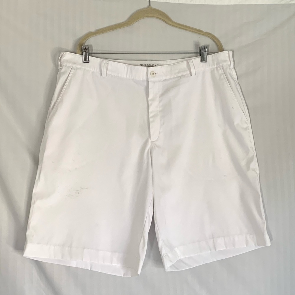 Nike golf shorts